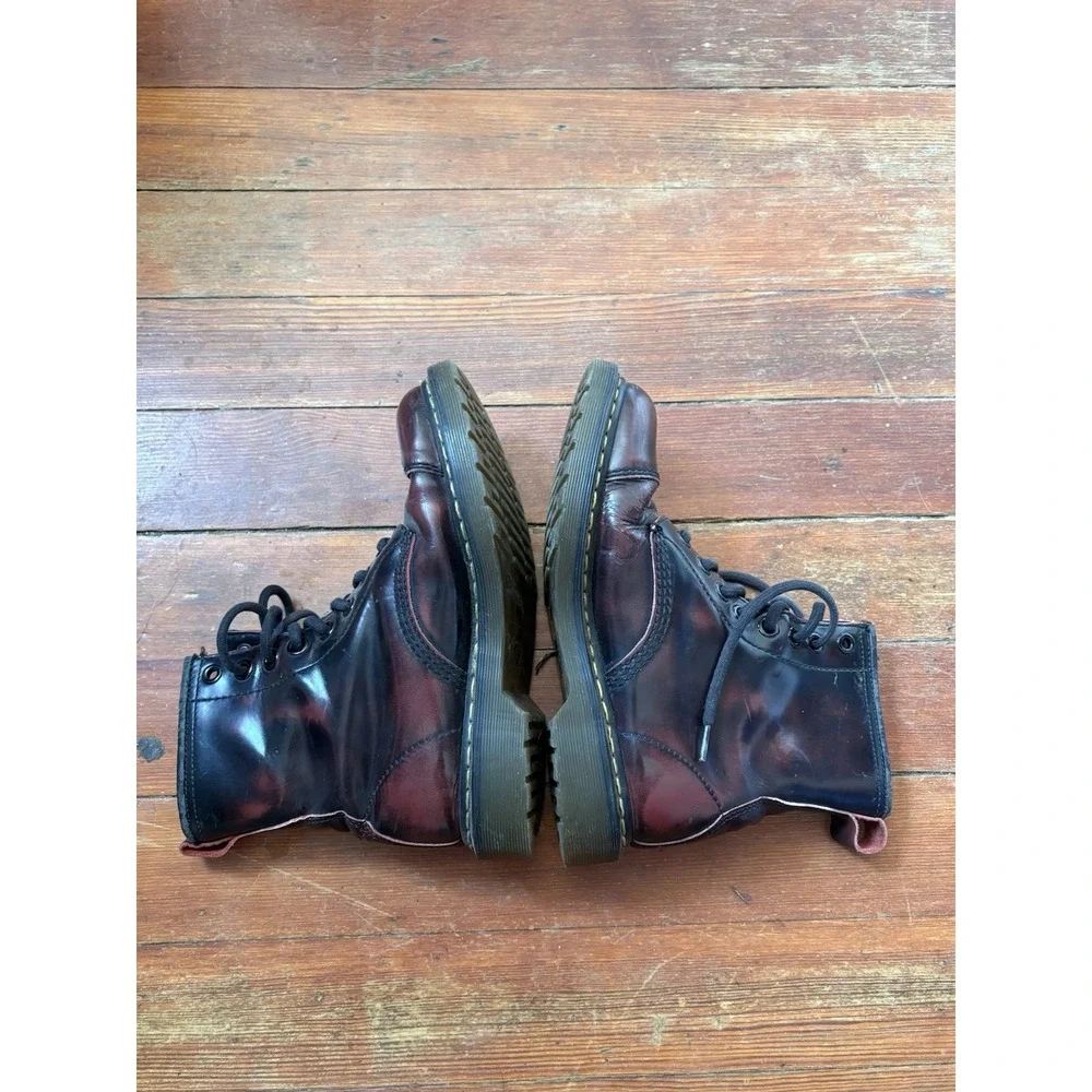 Dr. Martens Burgandy Leather Lace-Up Combat Ankle Boots Round Toe Mens 9 Wom 10